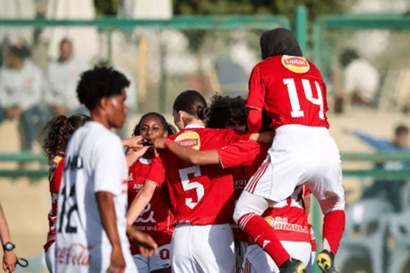 دوري السيدات.. الأهلي يقسو على الزمالك بخماسية ودجلة يحتفظ بالصدارة 